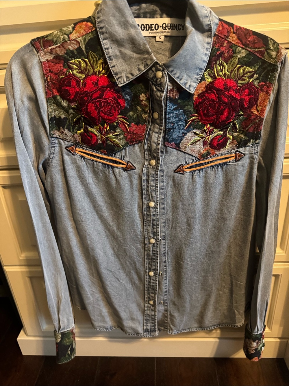 Rodeo Quincy Light Wash Denim Button-Up Shirt with Red Rose Embroidery